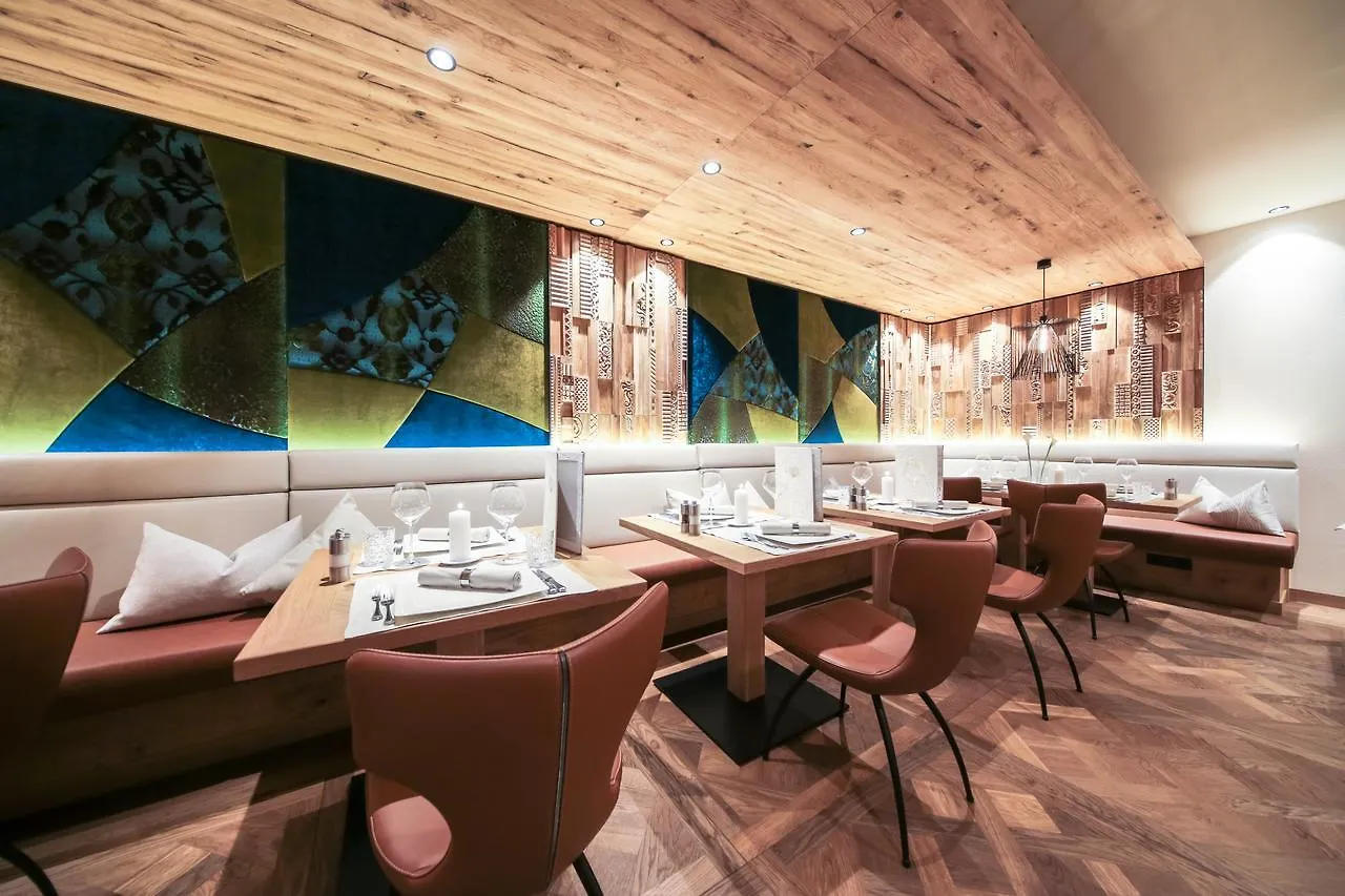 Hotel Tirol Ischgl