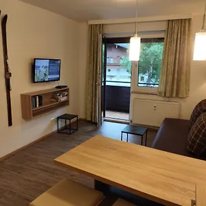 ferienwohnung-loitfelder-pang.saalbachhinterglemmhotels.com/