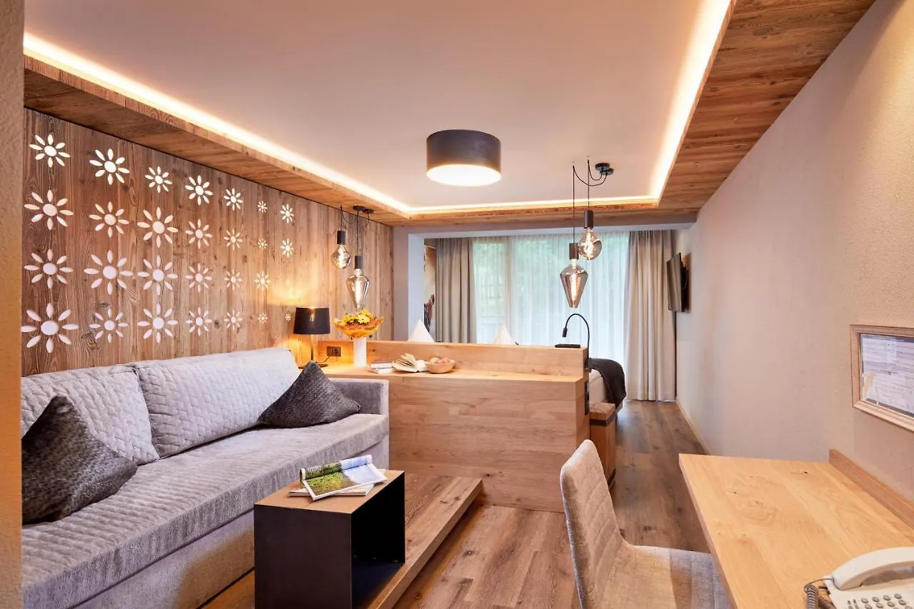 Hotel Tirol Ischgl
