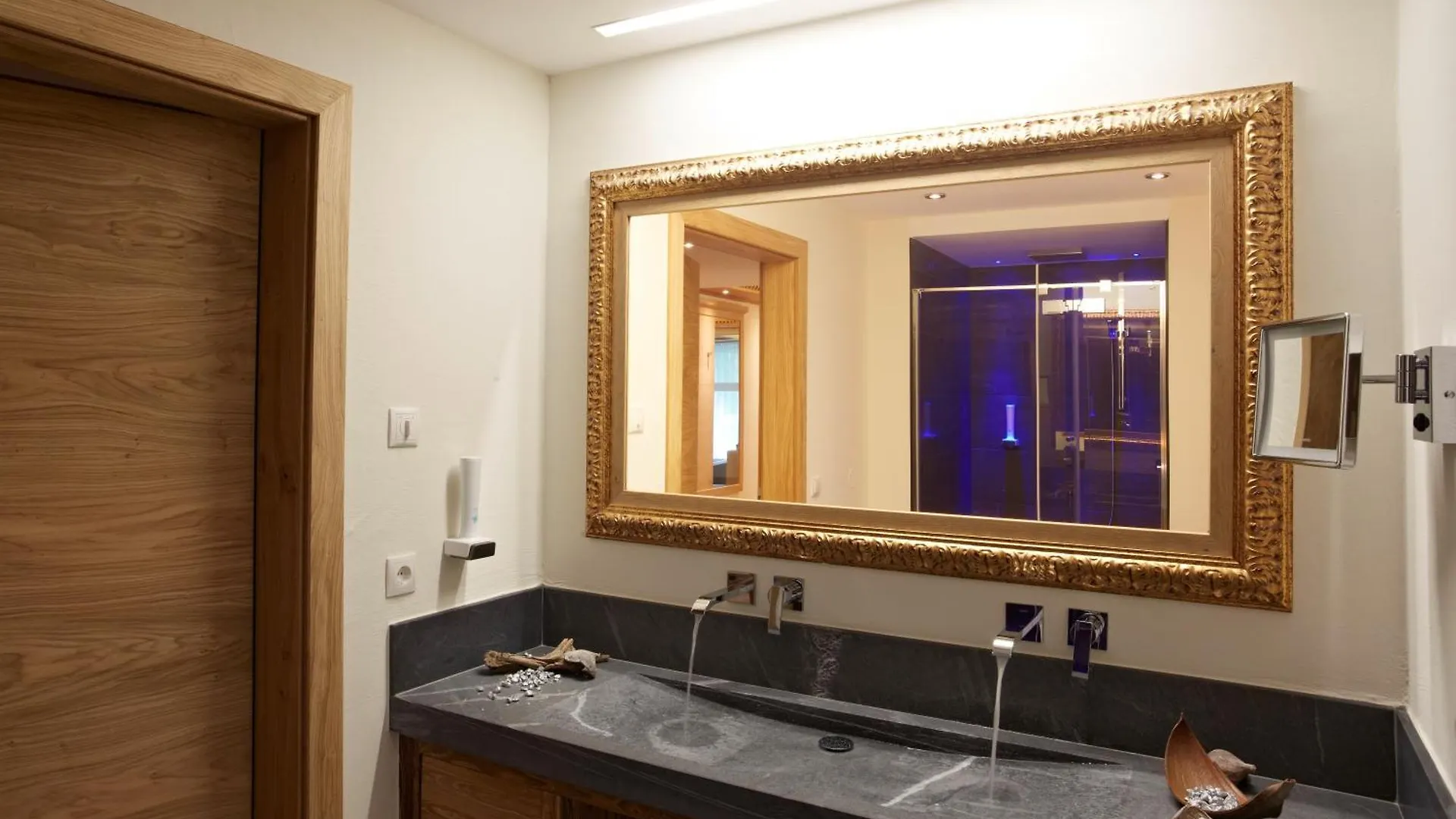 Hotel Tirol Ischgl