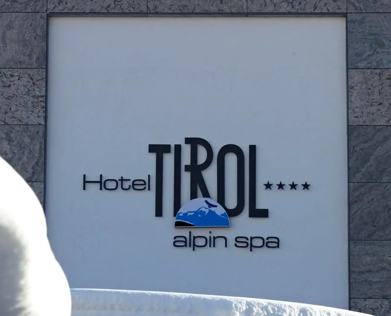Hotel Tirol Ischgl 4*,