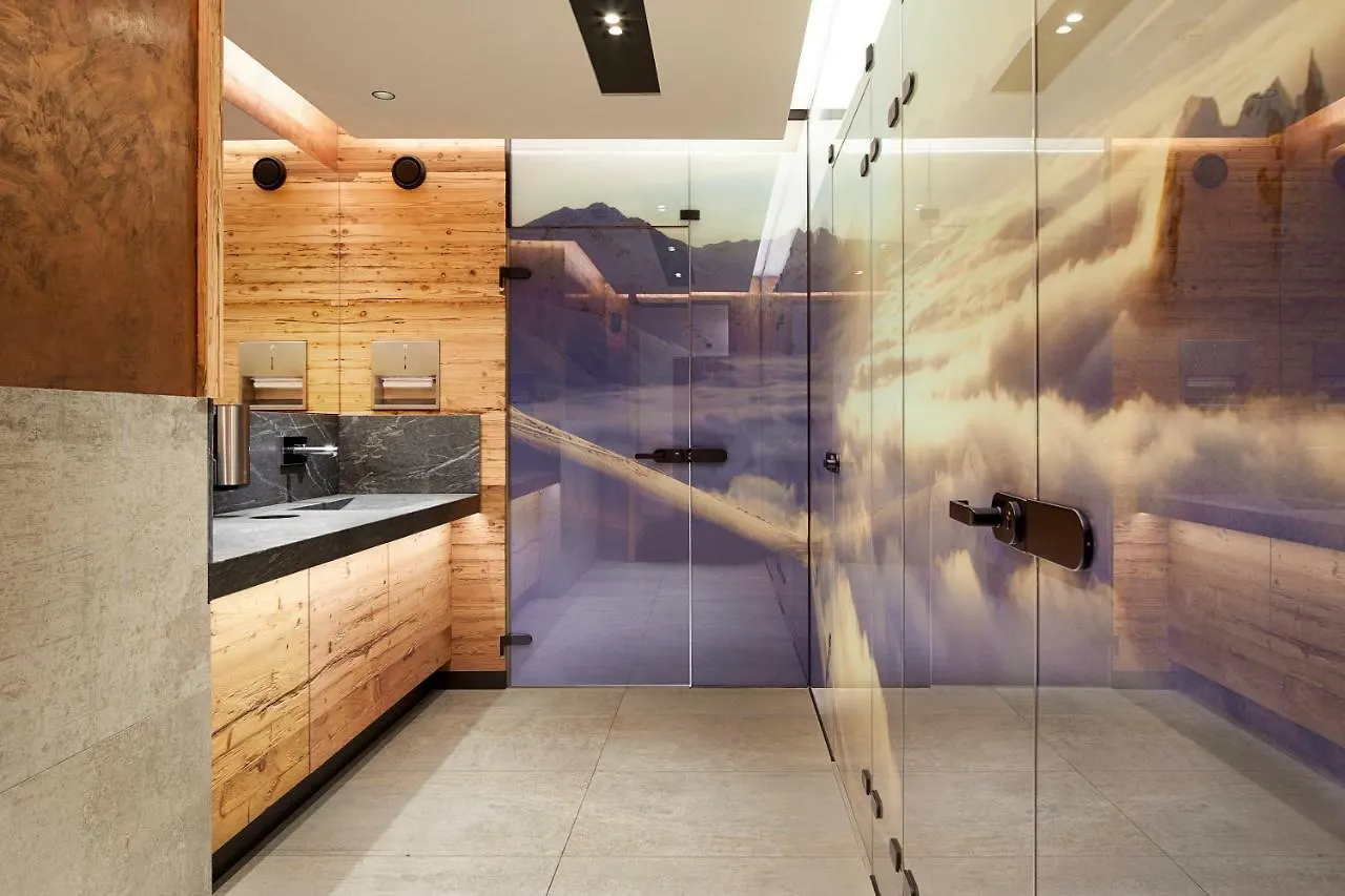 Hotel Tirol Ischgl