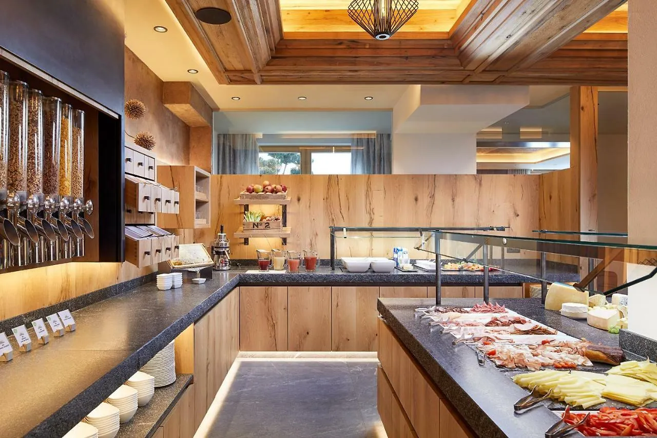 Hotel Tirol Ischgl